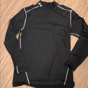 UA Cold Gear men’s shirt
